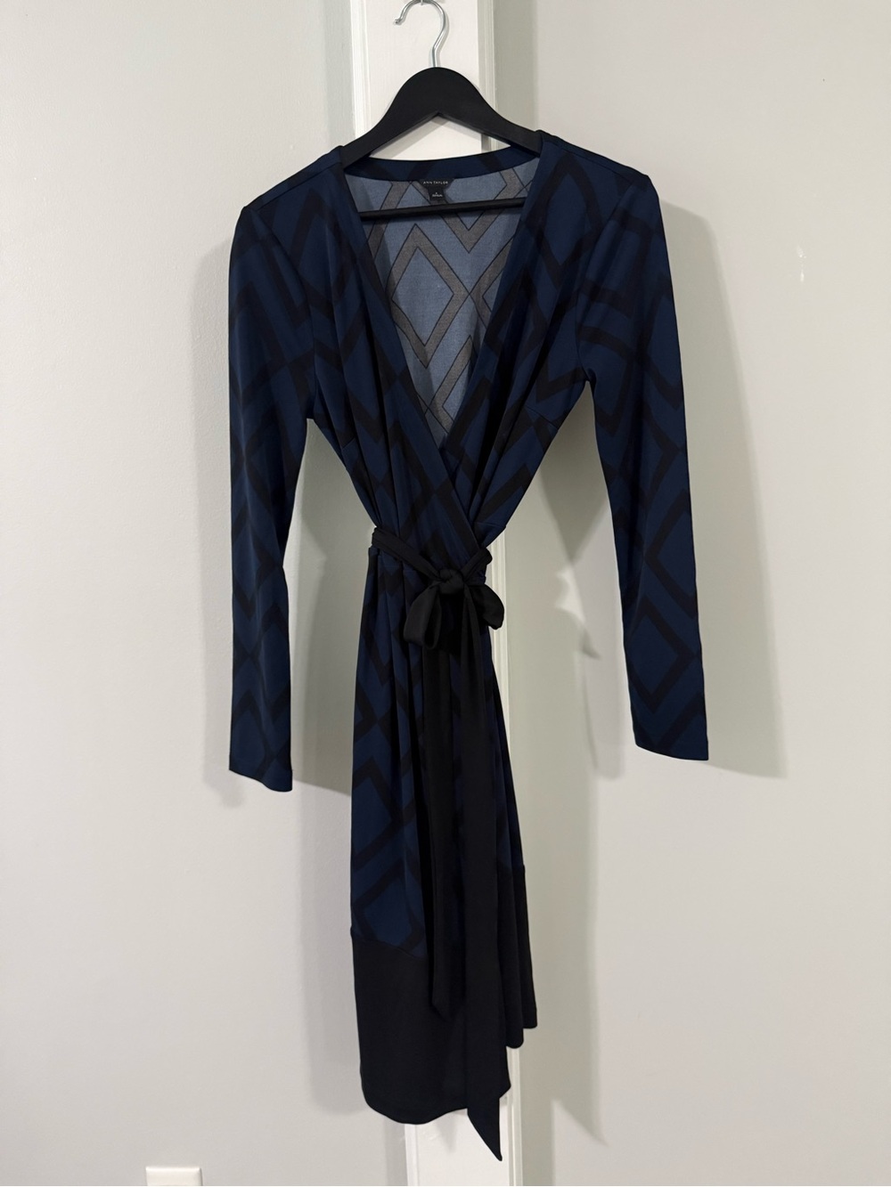 Ann Taylor Navy and Black Chevron Wrap Dress, 8
